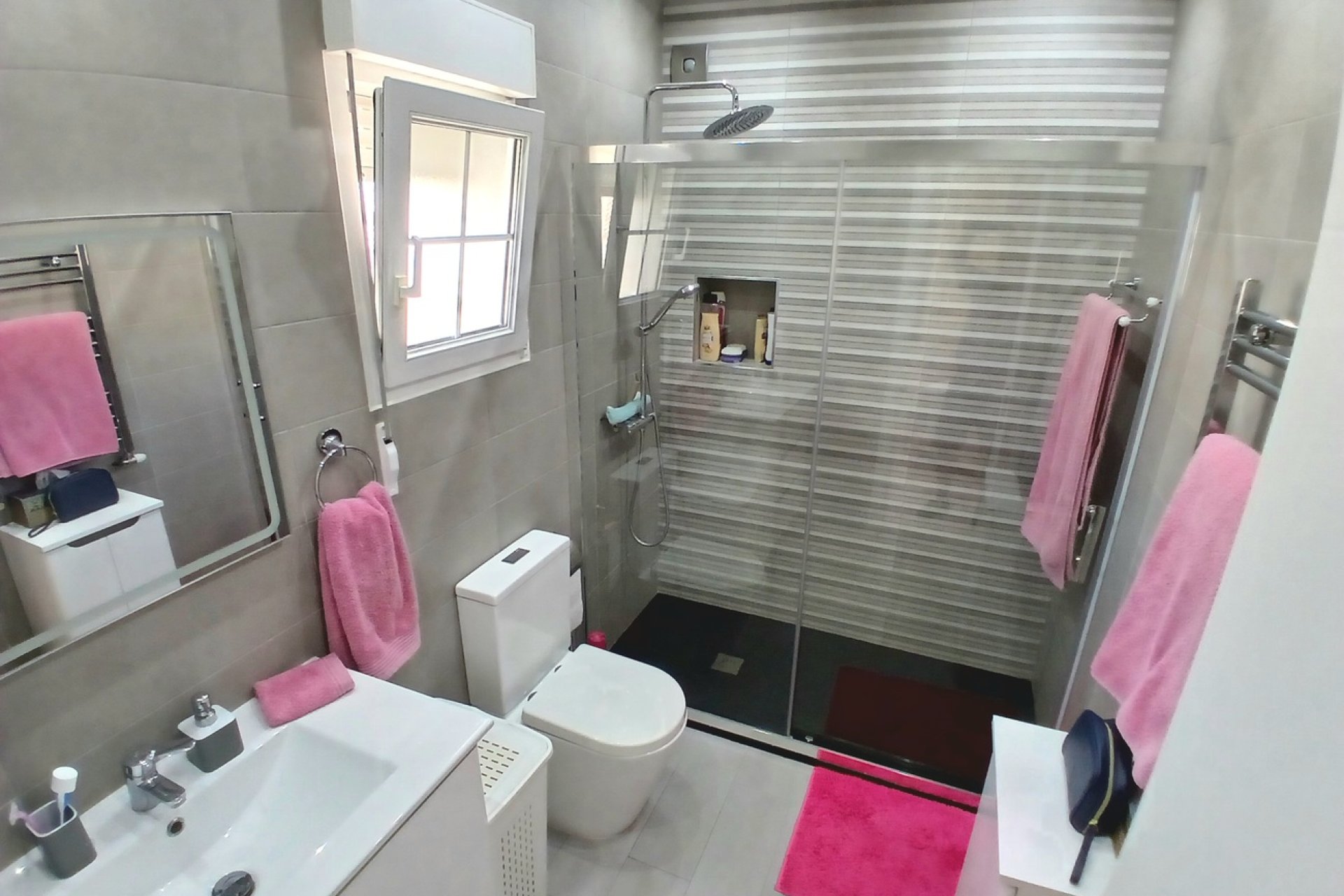 Reventa - Villa -
Villamartin - El Presidente