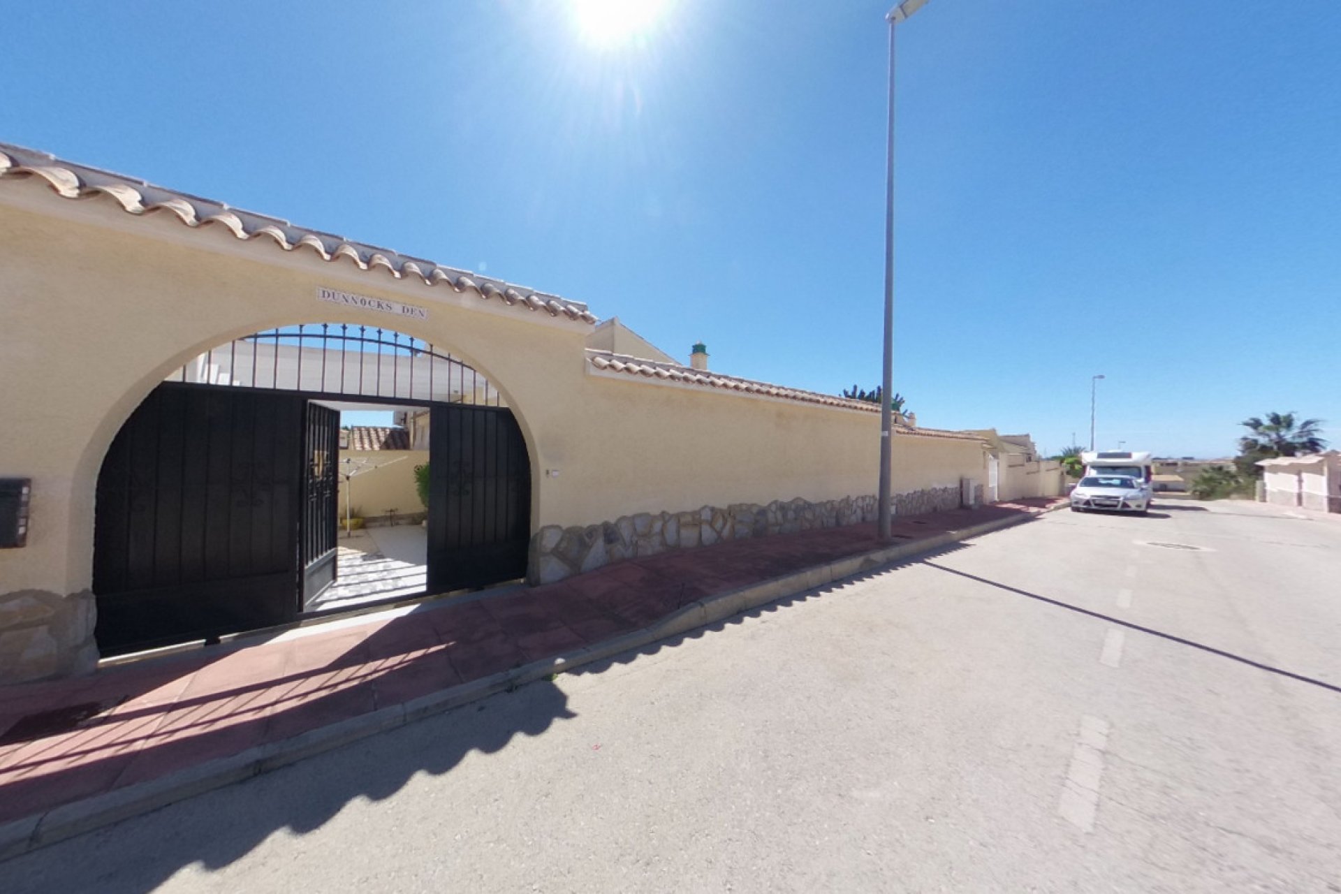 Reventa - Villa -
Villamartin - El Presidente
