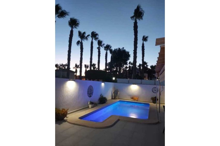 Reventa - Villa -
Villamartin, Orihuela Costa - Villamartín