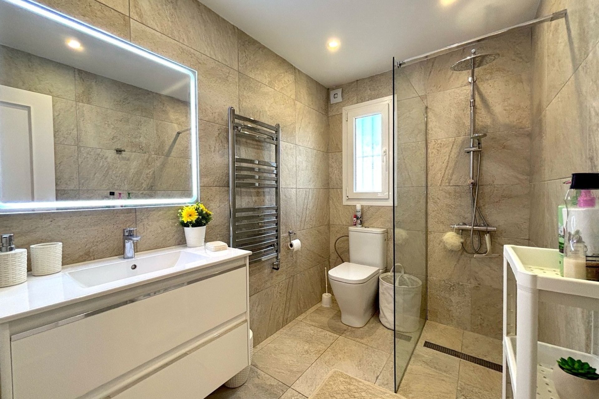 Reventa - Villa -
Villamartin, Orihuela Costa - Villamartín