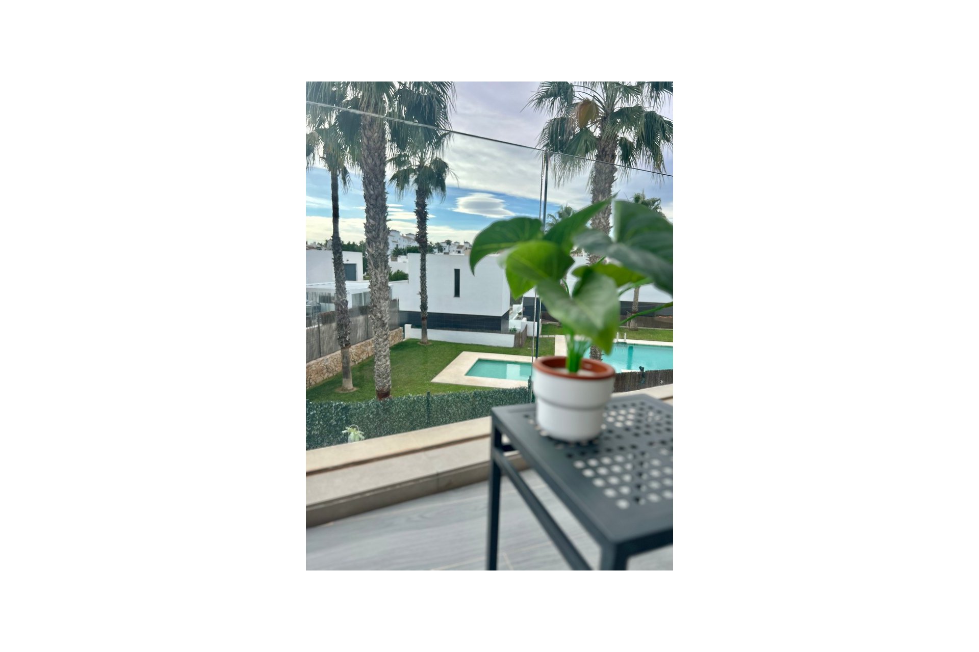 Reventa - Villa -
Villamartin, Orihuela Costa - Villamartín