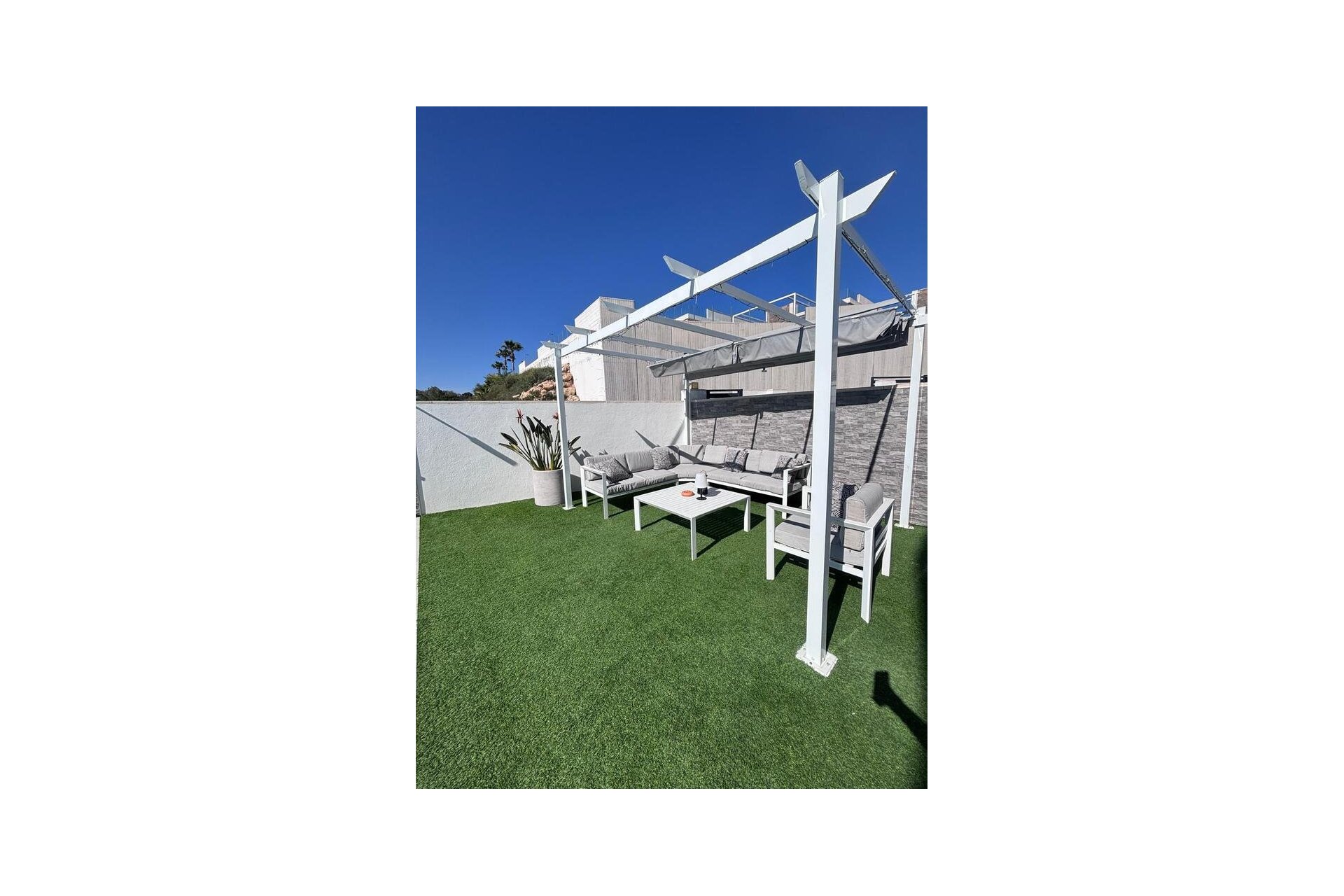 Reventa - Villa -
Villamartin - PAU 8