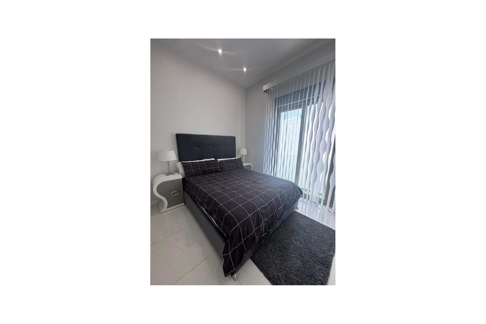 Reventa - Villa -
Villamartin - PAU 8