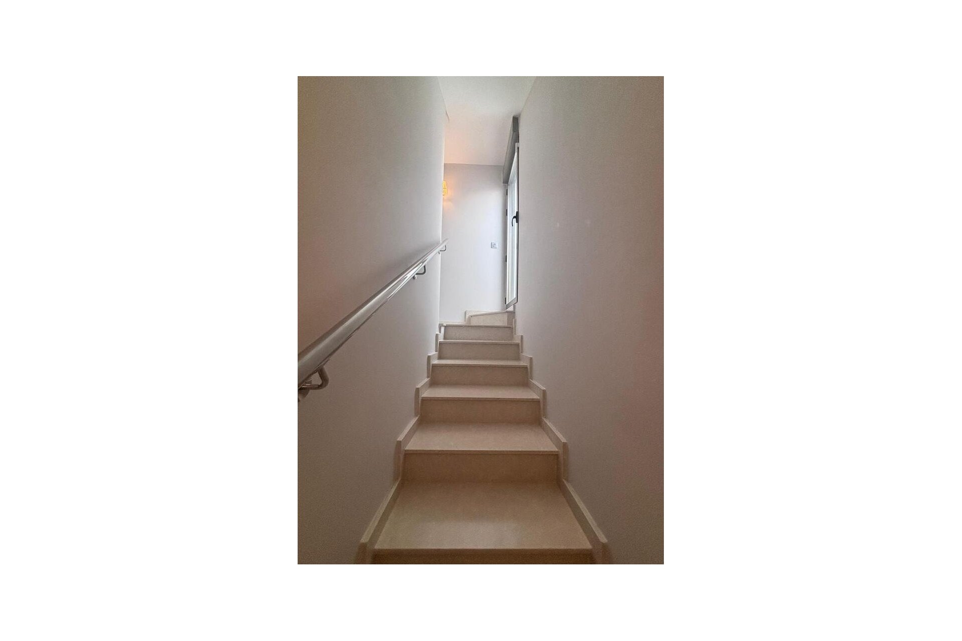 Reventa - Villa -
Villamartin - PAU 8