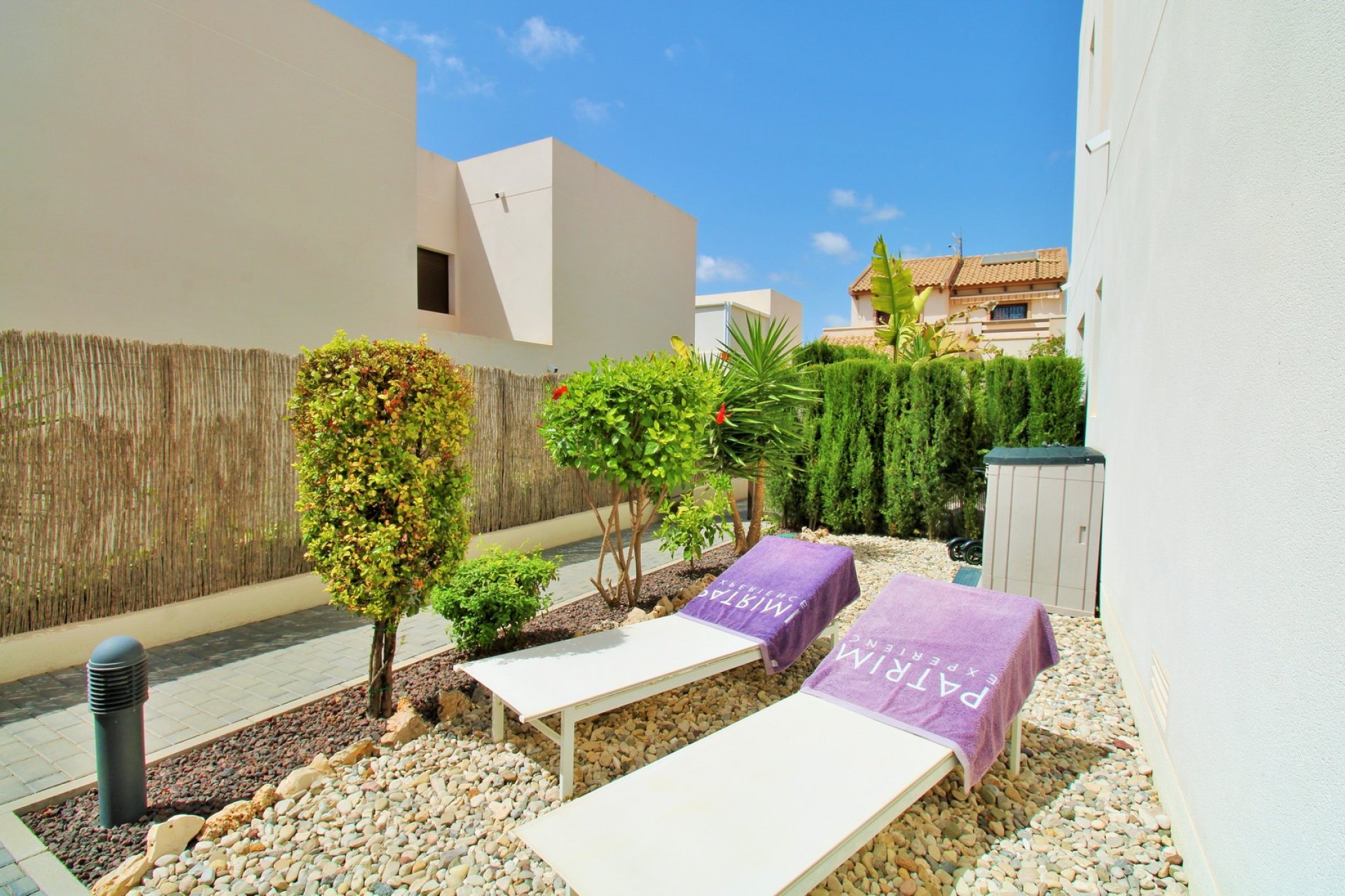 Reventa - Villa -
Villamartin - PAU 8