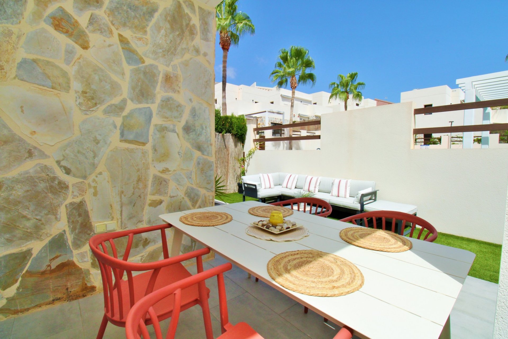 Reventa - Villa -
Villamartin - PAU 8
