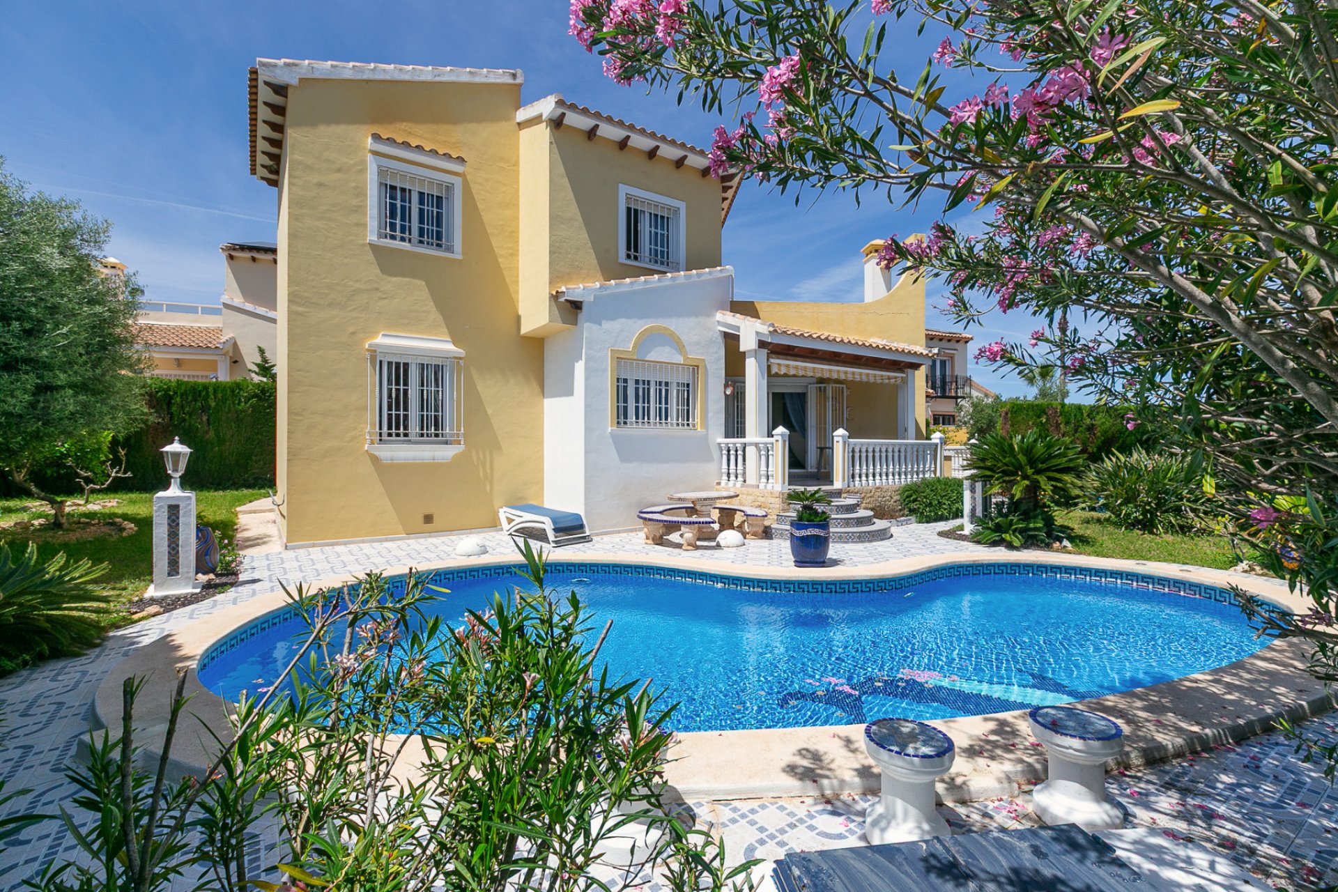 Reventa - Villa -
Villamartin - Rioja