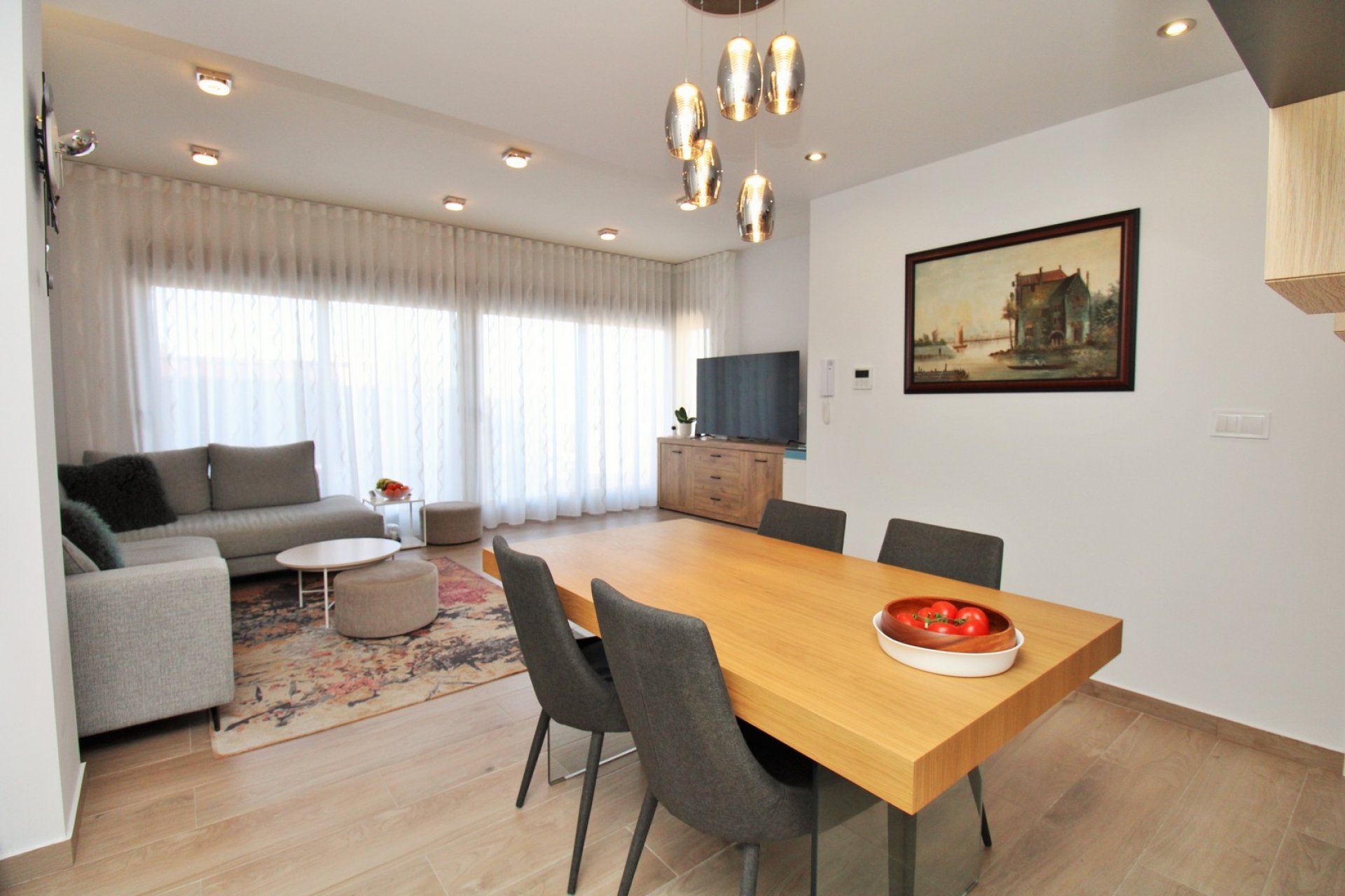 Reventa - Villa -
Villamartin - Villamartín