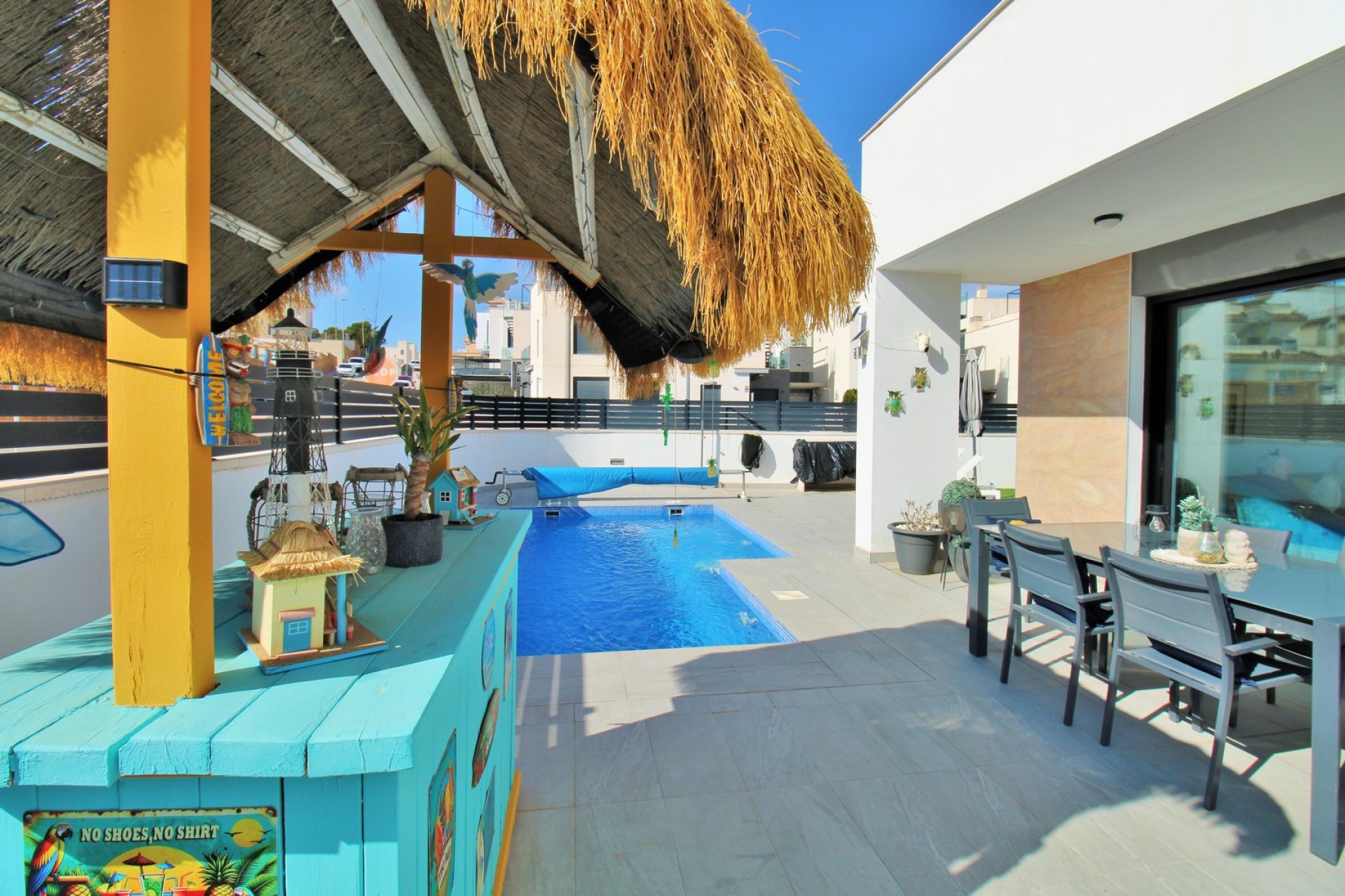 Reventa - Villa -
Villamartin - Villamartín