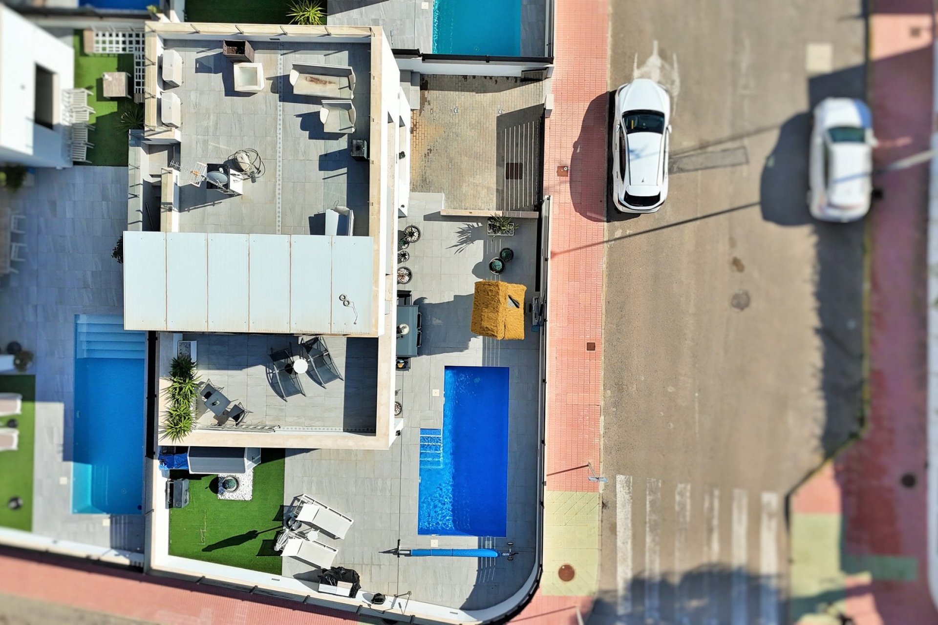 Reventa - Villa -
Villamartin - Villamartín