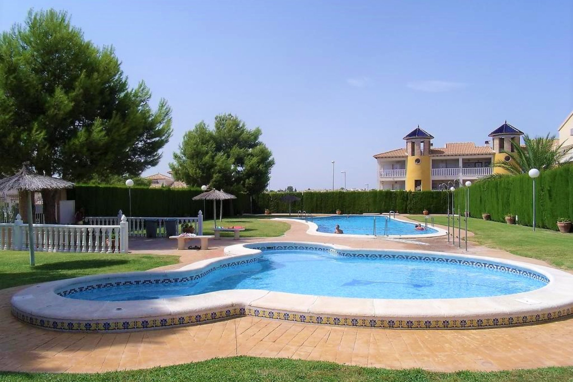 Reventa - Villa -
Villamartin - Villamartín
