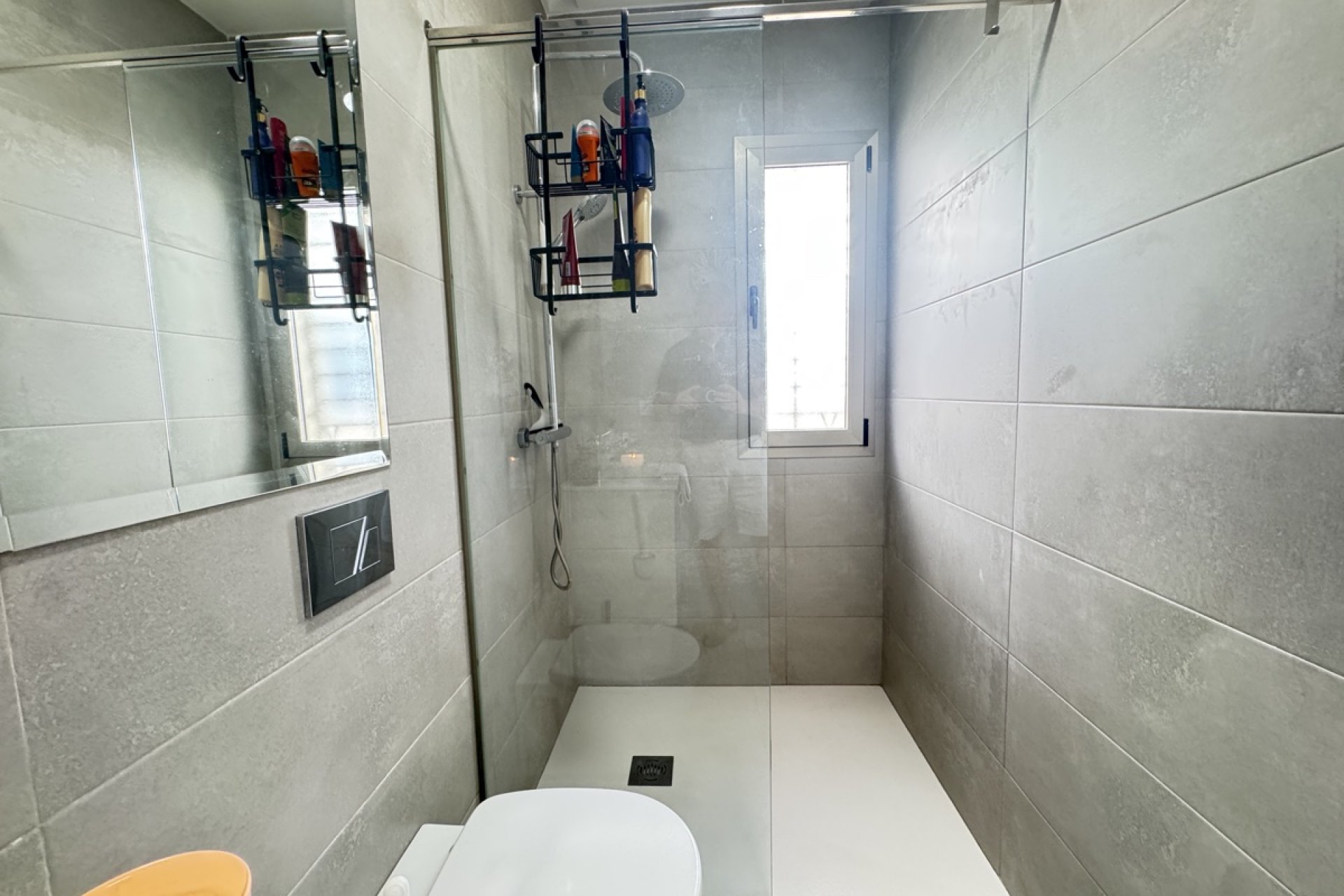 Reventa - Villa -
Villamartin - Villamartín