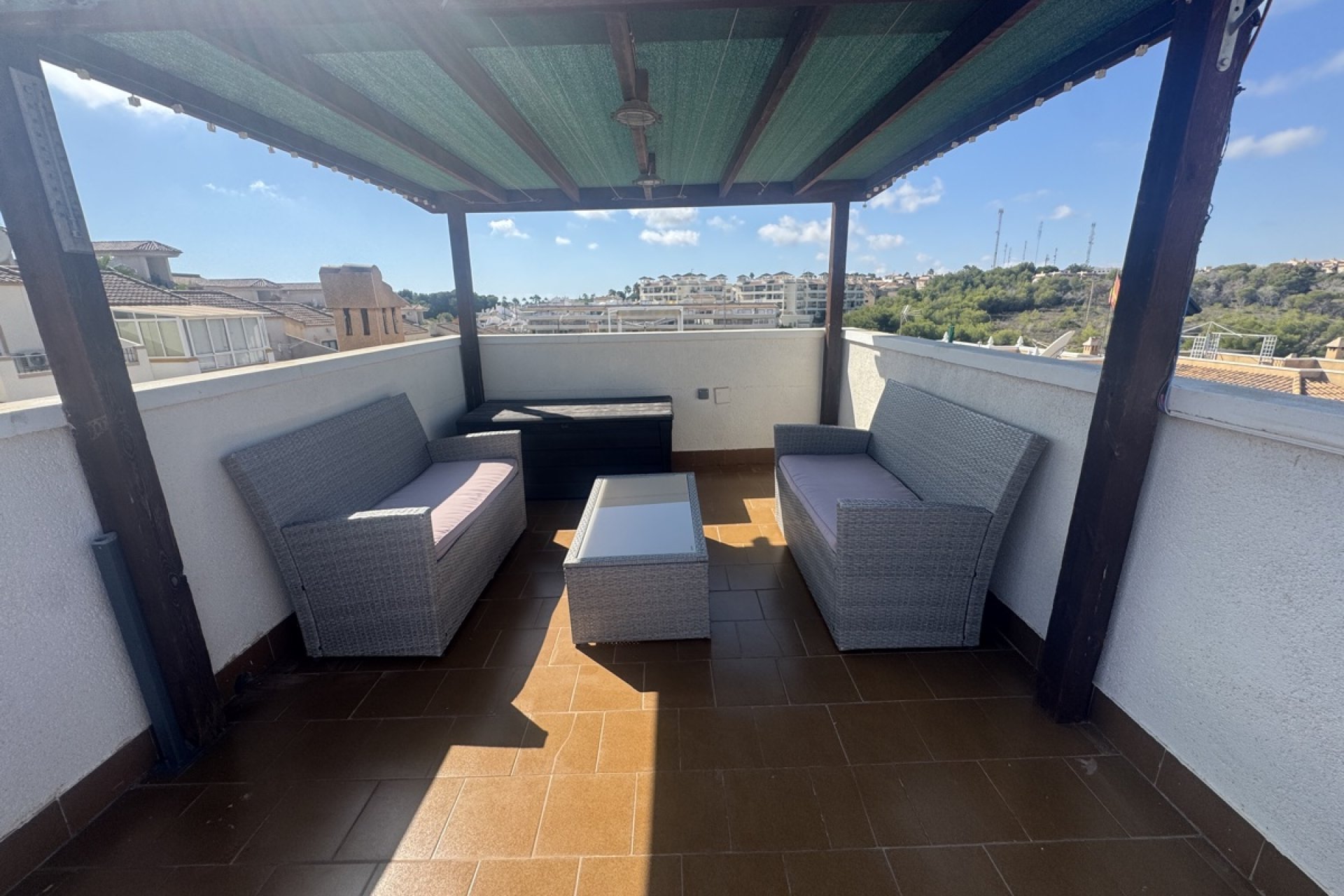 Reventa - Villa -
Villamartin - Villamartín