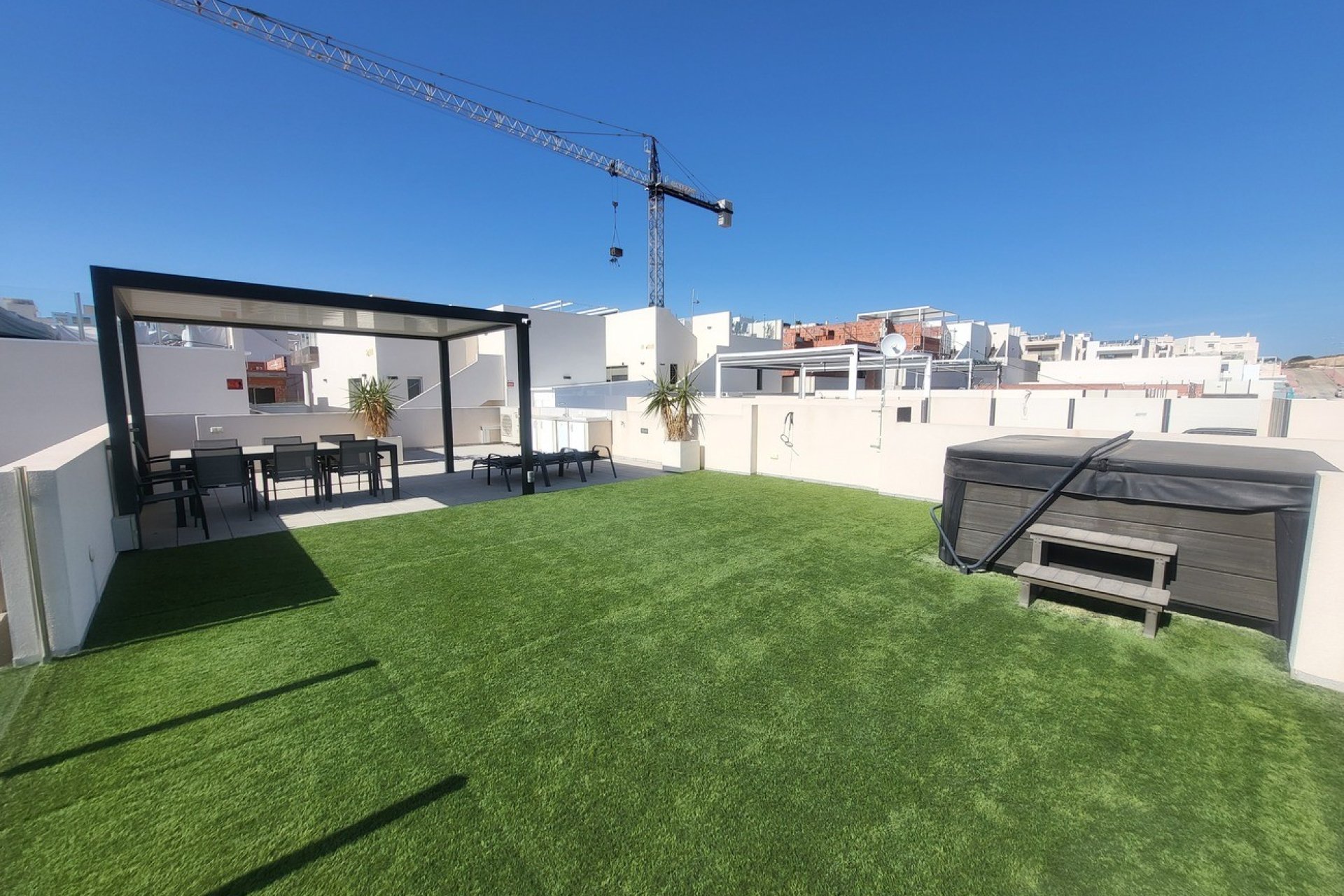 Reventa - Villa -
Villamartin - Villamartín