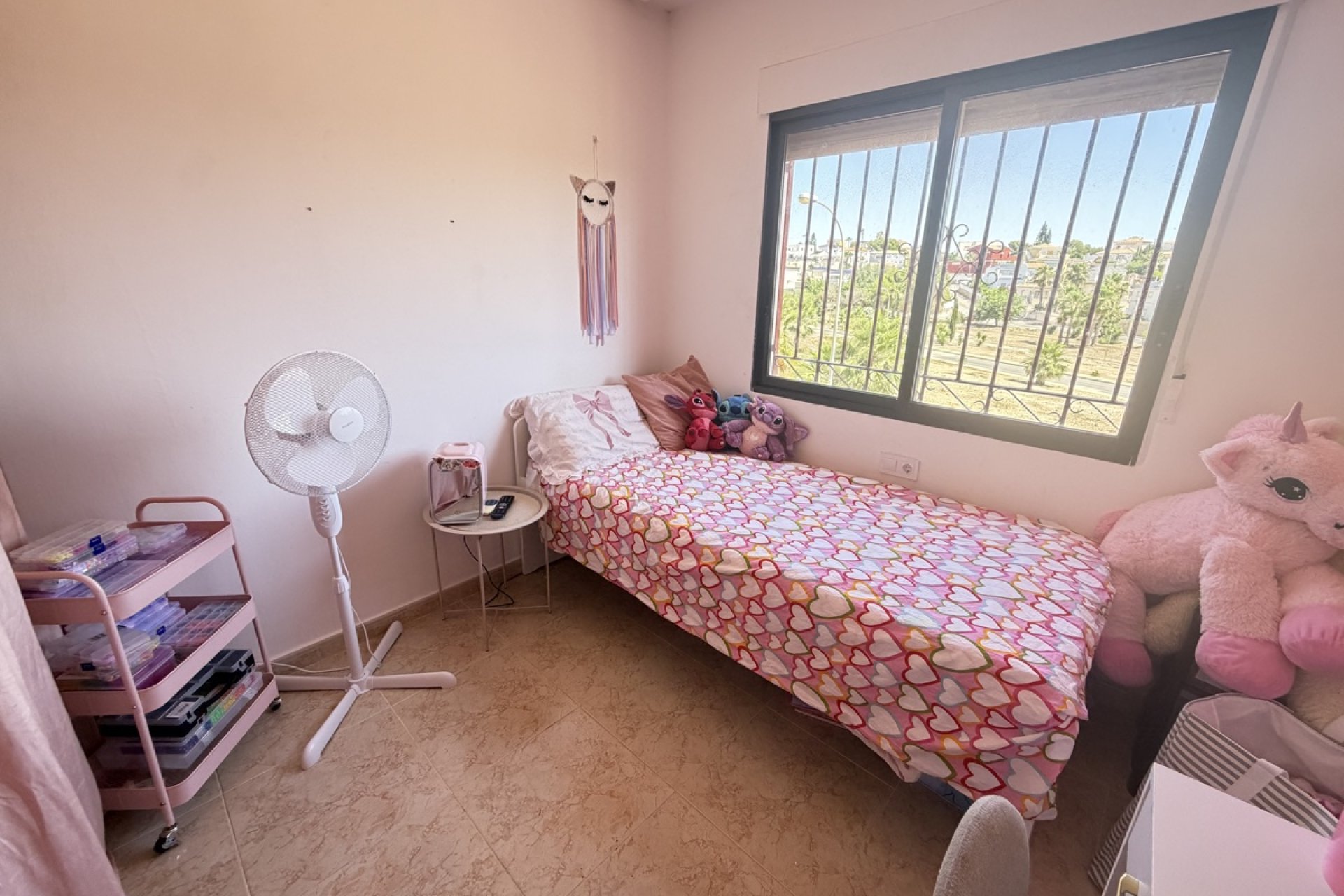 Reventa - Villa -
Villamartin - Villamartín