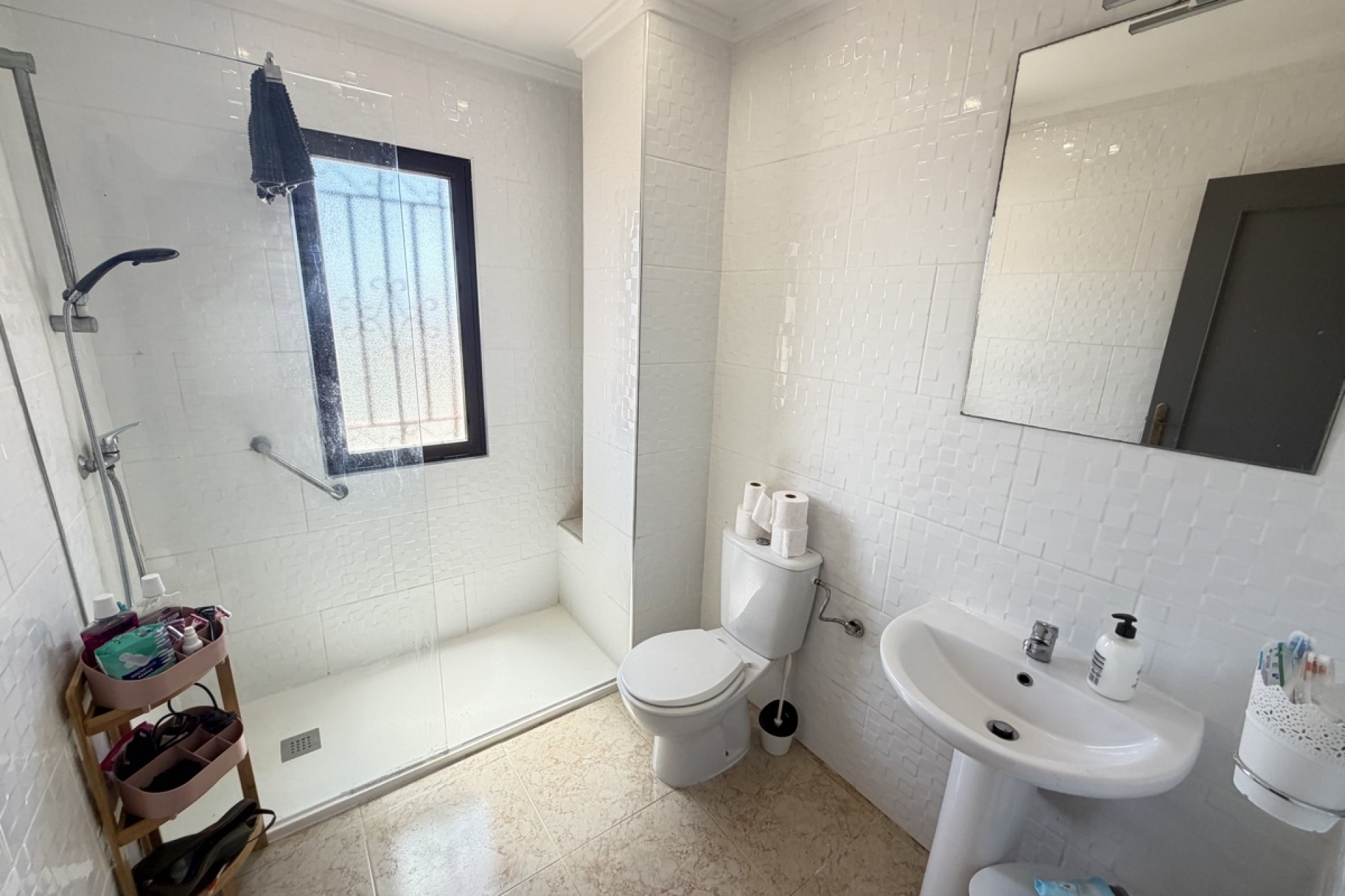 Reventa - Villa -
Villamartin - Villamartín