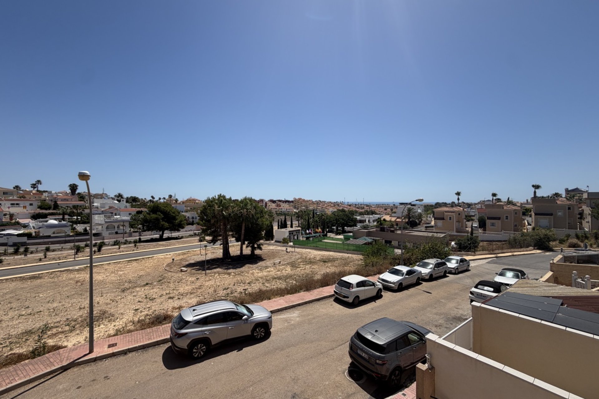 Reventa - Villa -
Villamartin - Villamartín