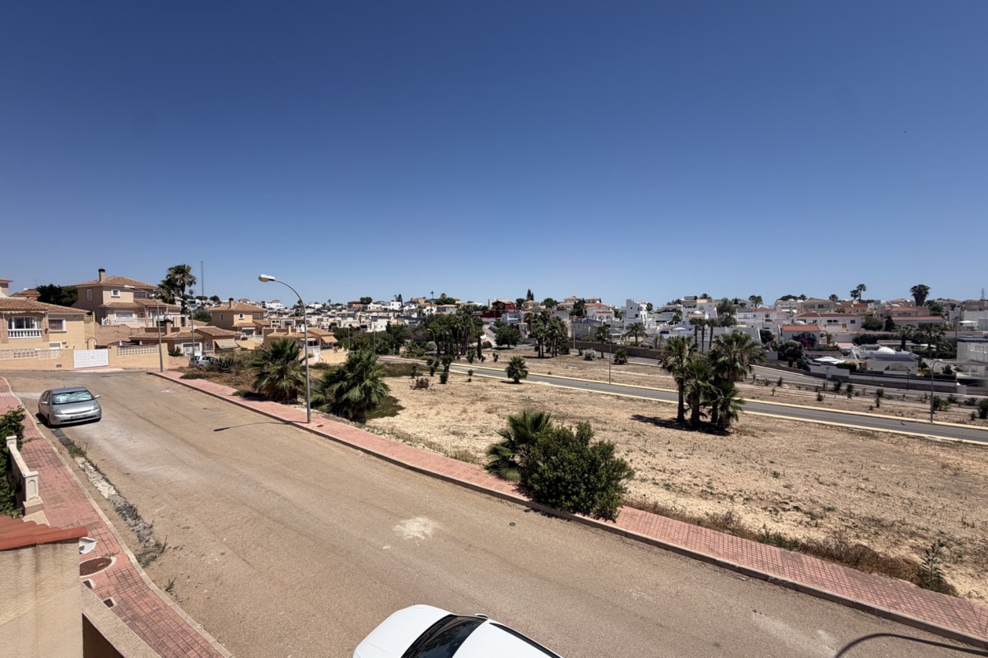 Reventa - Villa -
Villamartin - Villamartín