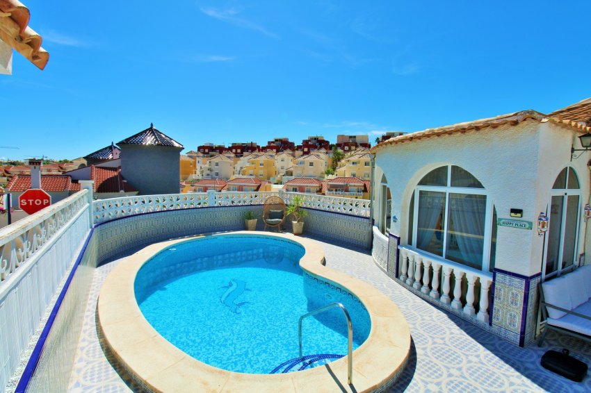 Reventa - Villa -
Villamartin - Villamartín