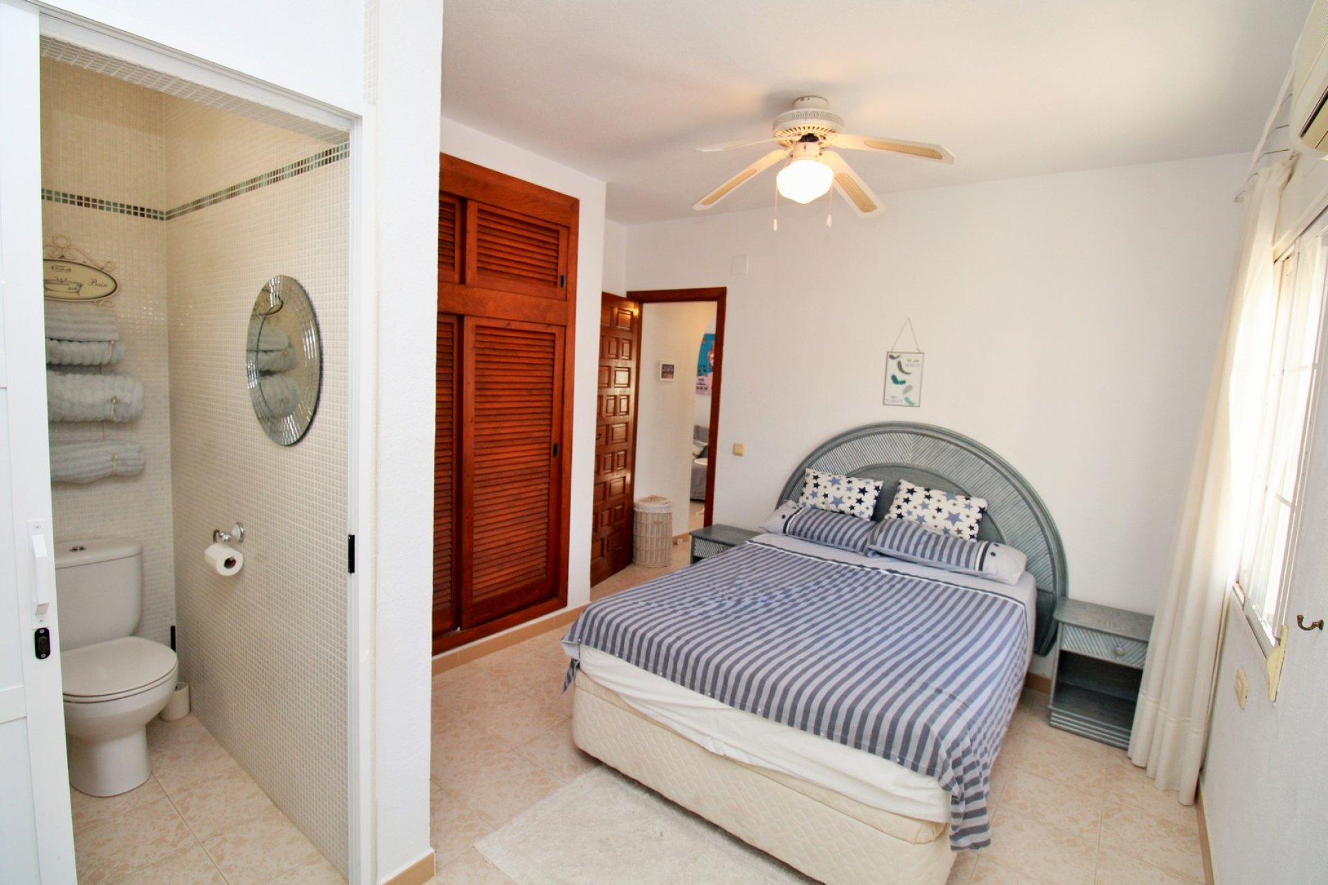 Reventa - Villa -
Villamartin - Villamartín