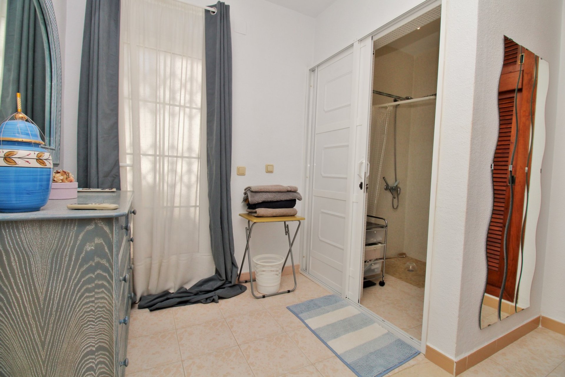 Reventa - Villa -
Villamartin - Villamartín