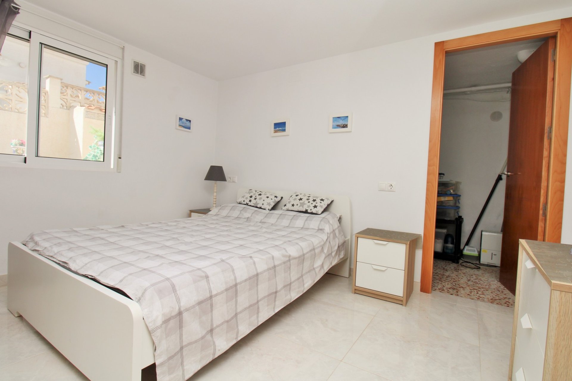 Reventa - Villa -
Villamartin - Villamartín