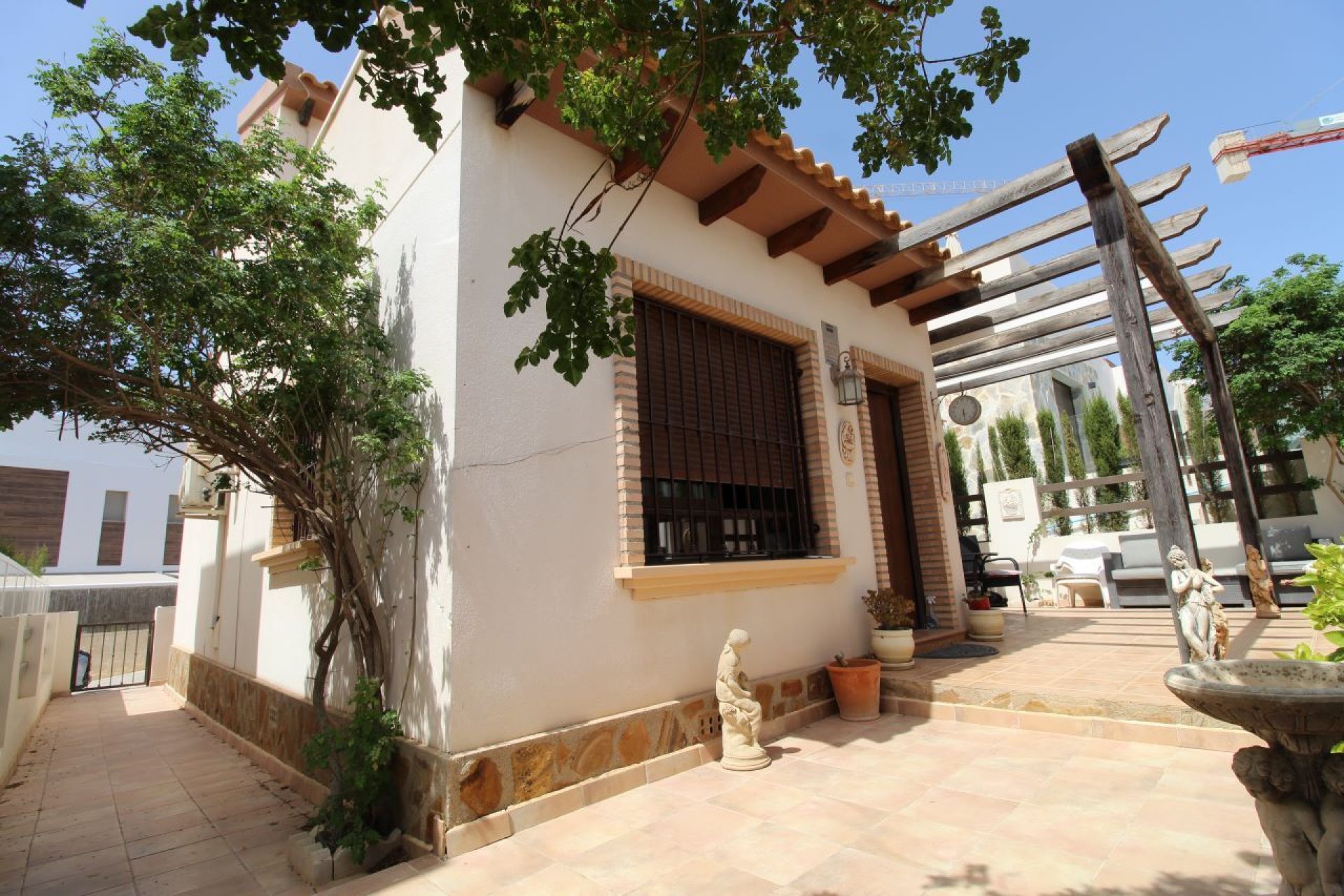 Reventa - Villa -
Villamartin - Villamartín