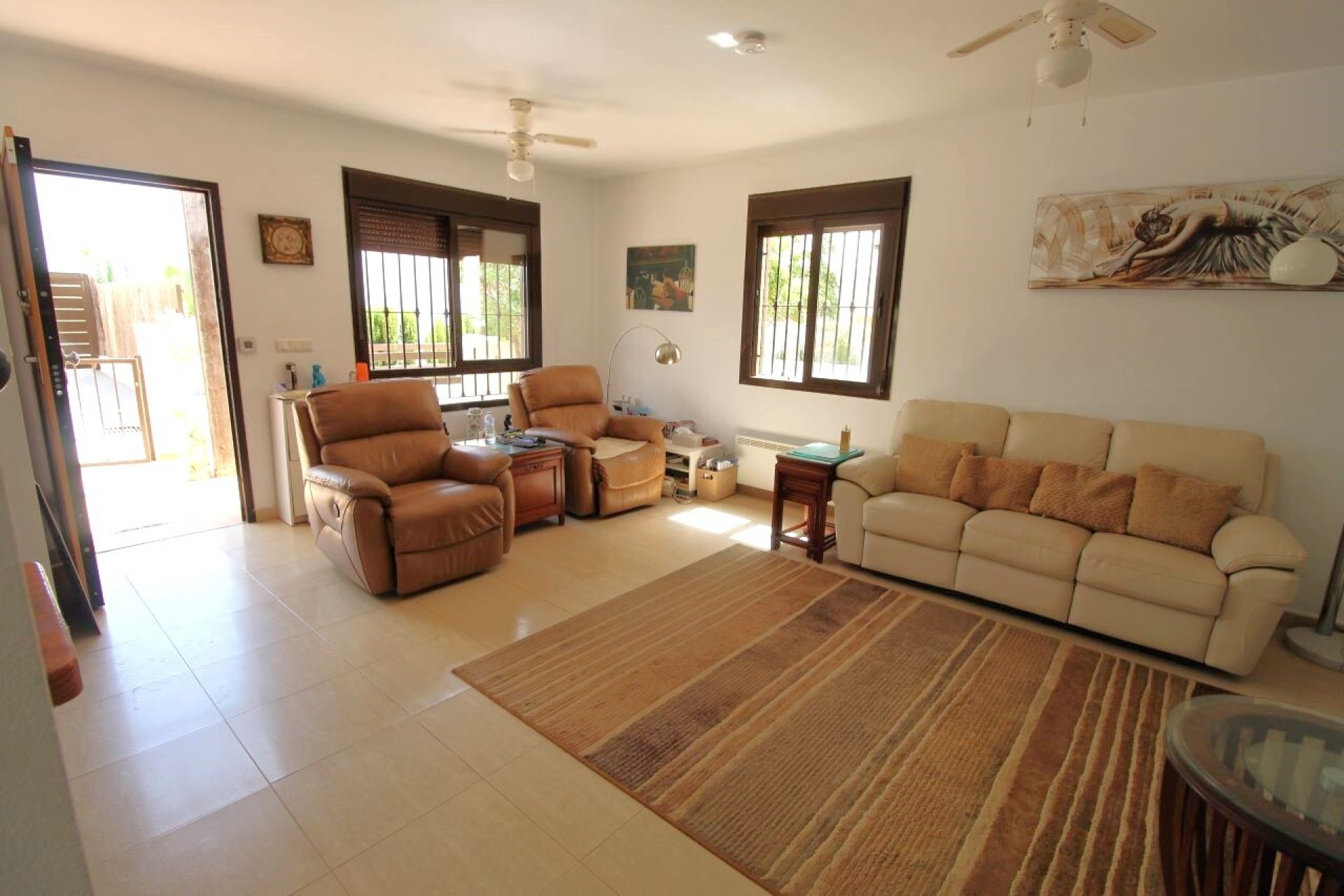 Reventa - Villa -
Villamartin - Villamartín