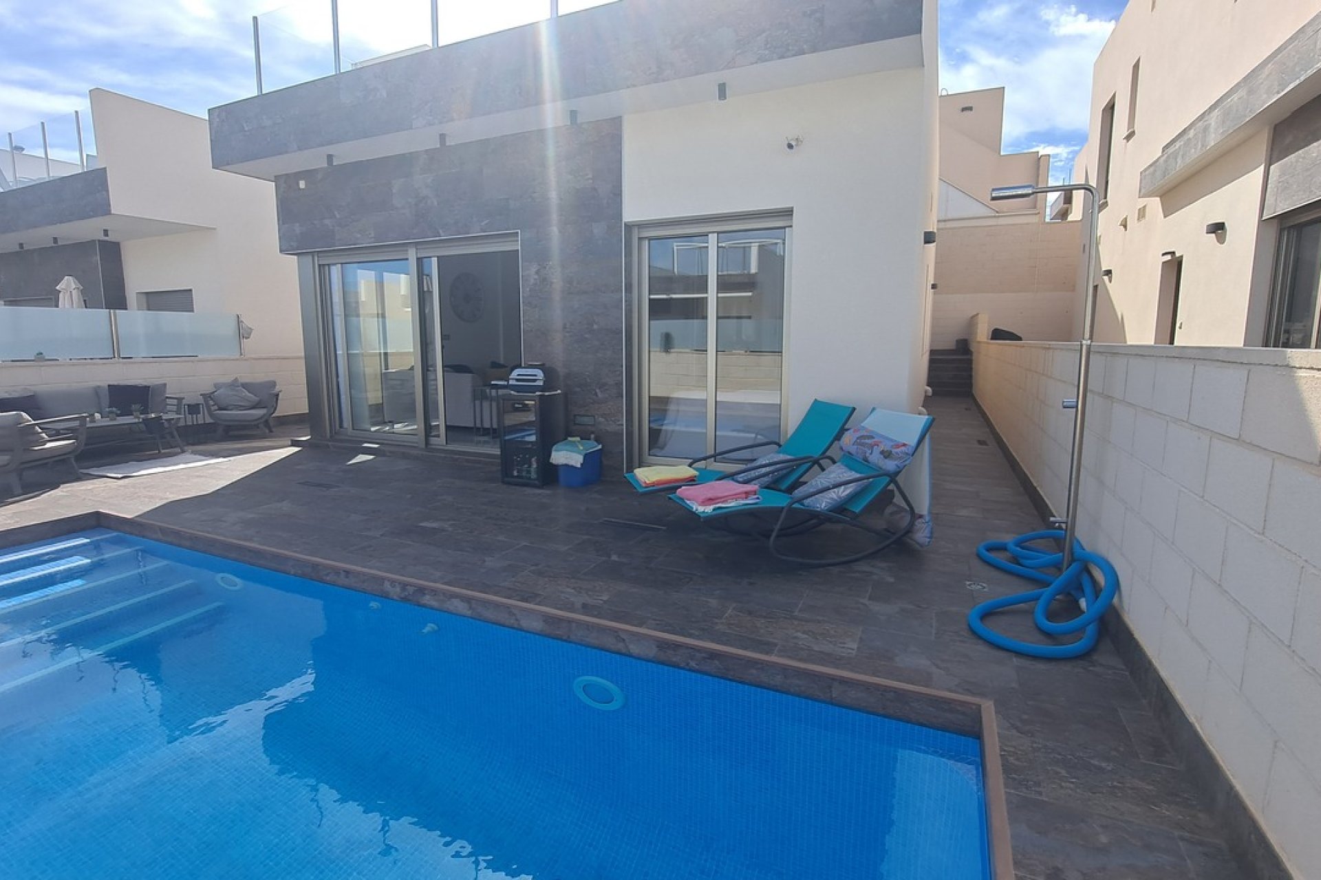 Reventa - Villa -
Villamartin