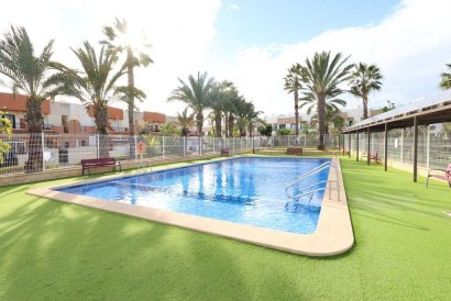 Semi detached - Återförsäljning - Orihuela Costa - Los Dolses