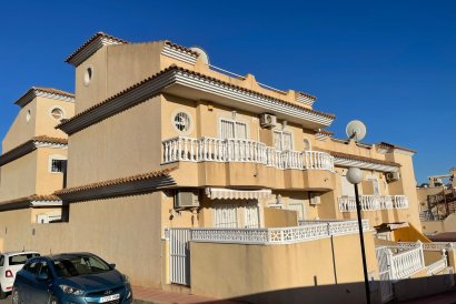 Townhouse - Resale - Villamartin - Villamartín
