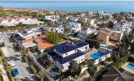 Villa - Återförsäljning -
            La Mata - MO-57429
