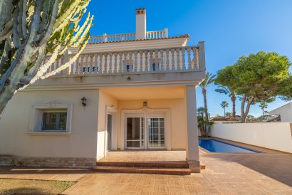 Villa - Återförsäljning - Orihuela Costa - Cabo Roig