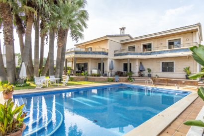 Villa - Återförsäljning - Orihuela Costa - Dehesa de campoamor