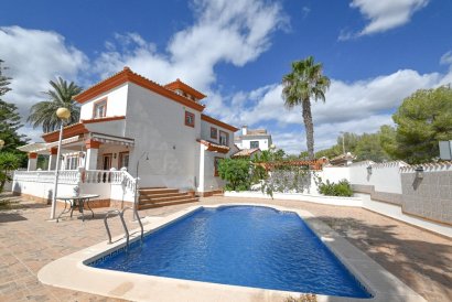 Villa - Återförsäljning - Orihuela Costa - Orihuela Costa