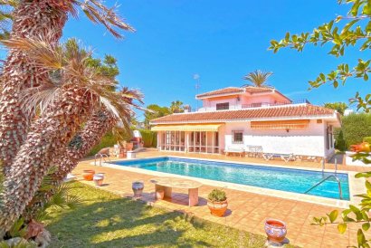 Villa - Återförsäljning - Orihuela Costa - Orihuela Costa