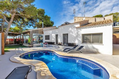 Villa - Återförsäljning - Orihuela Costa - Orihuela Costa