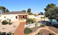Villa - Återförsäljning -
            Orihuela Costa - SP-63938