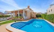 Villa - Återförsäljning -
            Torrevieja - CBB-59529