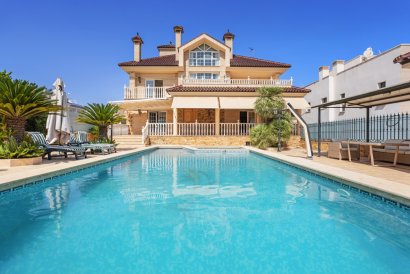 Villa - Återförsäljning - Torrevieja - La Veleta