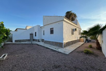 Villa - Återförsäljning - Torrevieja - San luis