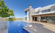 Villa - Återförsäljning -
            Torrevieja - STS-14366