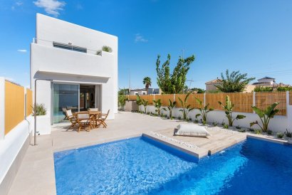 Villa - New Build - San Fulgencio - Pueblo