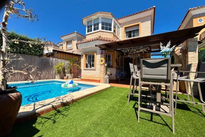 Villa - Resale - El Raso - Guardamar del Segura