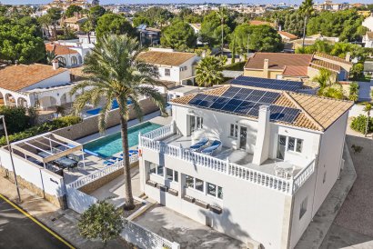Villa - Resale - Orihuela Costa - La Zenia