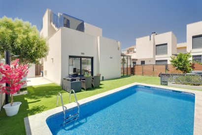 Villa - Resale - Torrevieja - Torrevieja