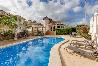 Villa - Resale - Villamartin - Villamartín