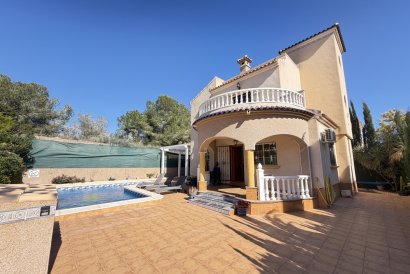 Villa - Resale - Villamartin - Villamartín