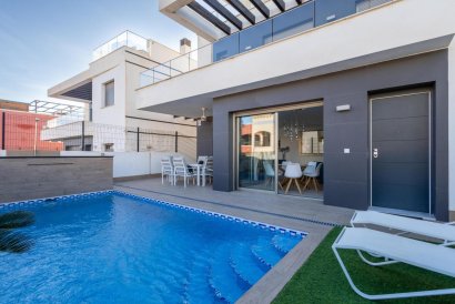 Villa - Reventa - Orihuela Costa - PAU 26