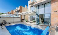 Villa - Reventa -
            Orihuela Costa - SB-35055